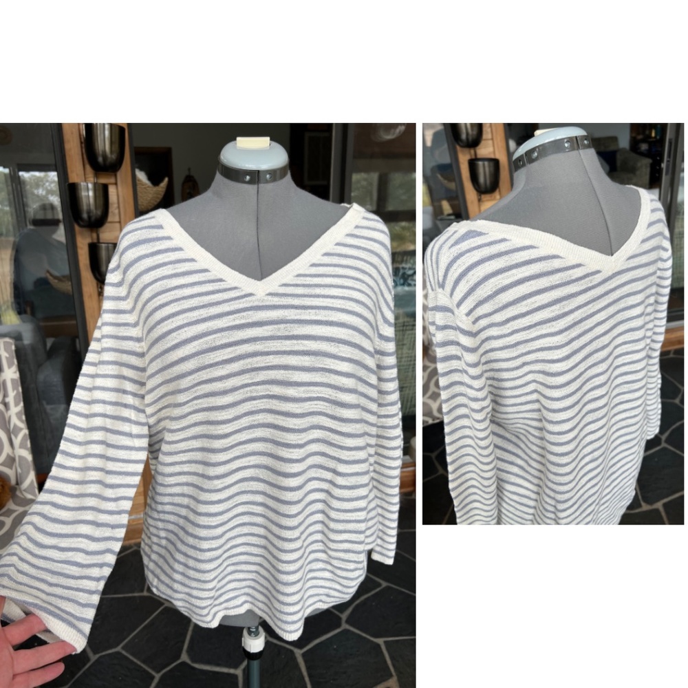 Loft NWOT Sweater